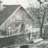 stavba kulturnho domu v roce 1985 ohazovn venkovn fasdy